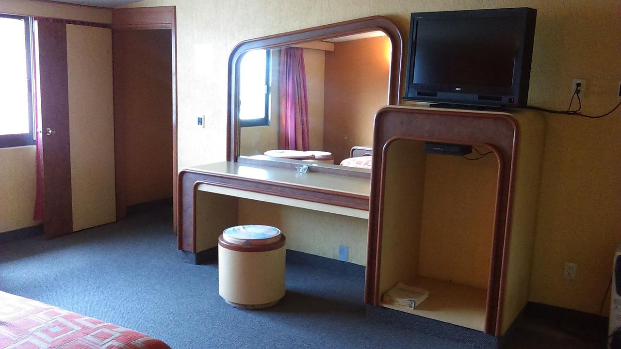 Hotel Aeropuerto Толука Екстериор снимка
